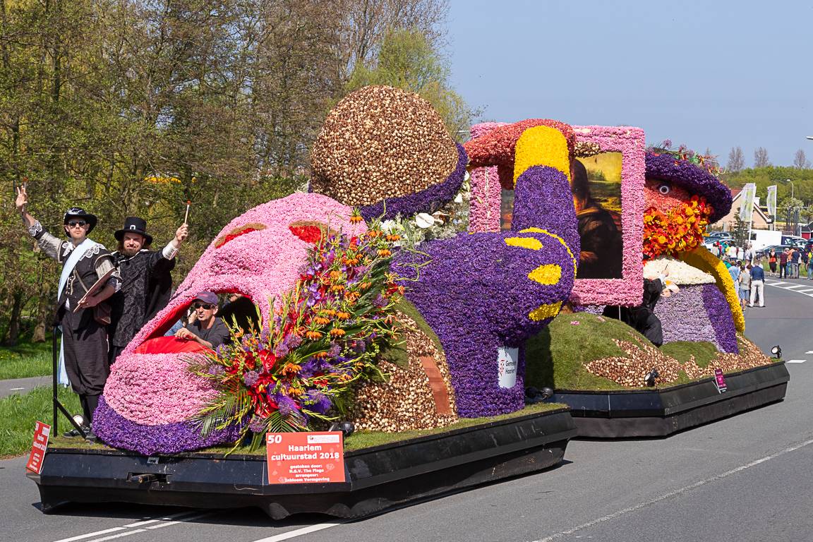 Открылась знаменитая выставка цветов в голландии